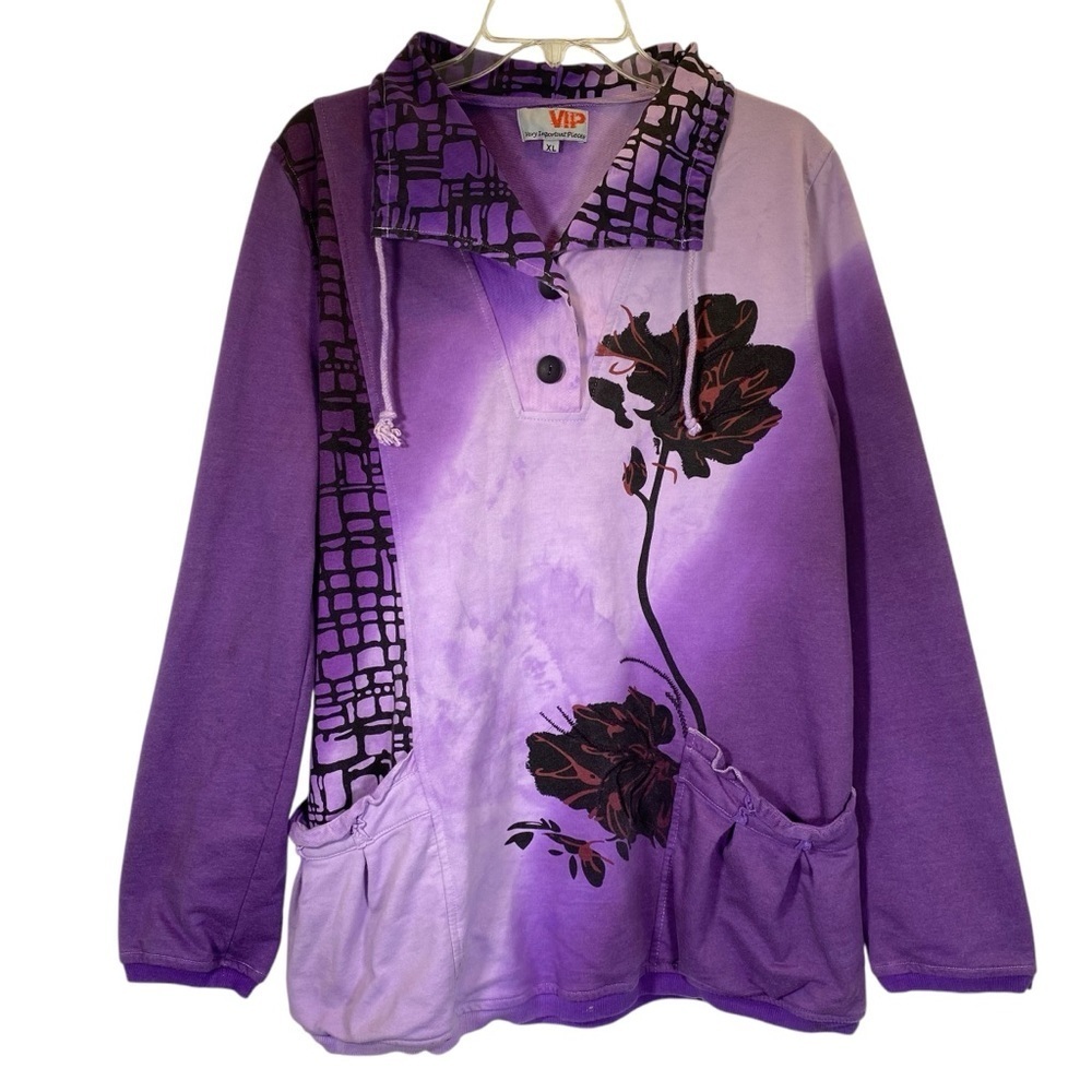 VIP Women's size XL  Purple floral sweatshirt embroidered art to wear design